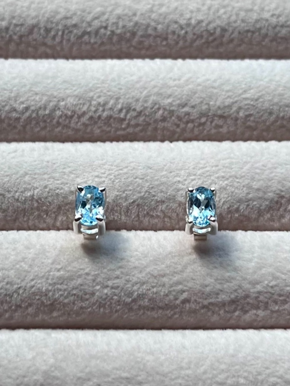 E089 | Genuine Blue Topaz Oval-Cut Stud Earrings - Picture 3 of 7